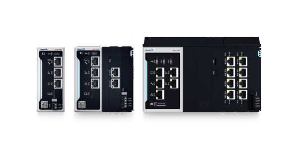 Gruppenbild der Industiesteuerung ctrlX CORE in unterschiedlichen Ausprägungen: ctrlX CORE kompakte Bauform (COREX-C-X3), ctrlX COREplus modulare Bauform (COREX-M-X3 und COREX-M-X7)