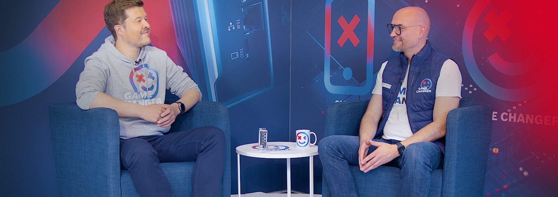 Gastgeber Christian Zentraf und sein Gast Michael Langfinger sprechen über Security und warum ctrlX AUTOMATION ein resilientes System ist.