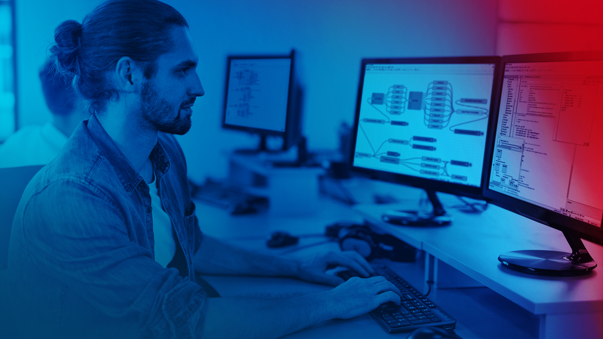 User sits at the engineering PC and creates a PLC program with the engineering toolbox ctrlX WORKS